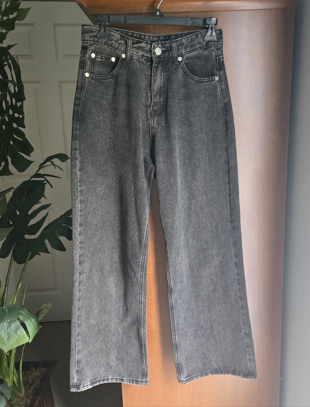 High-Rise Wide-Leg Jeans in Washed Black